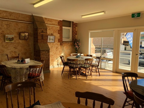 Anglican Community Cafe, Limestone Art Gallery & Cornish Garden - ACT Tourism 2