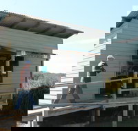 Boyters Lane Bird Hide - ACT Tourism