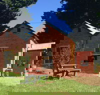 Lyrebirds Lair Gallery and Gifts - ACT Tourism
