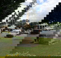 Miriam Vale War Memorial - ACT Tourism