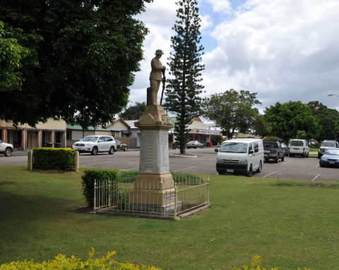 Miriam Vale War Memorial - ACT Tourism 0