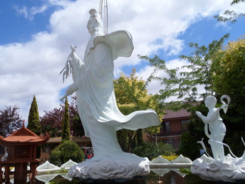 Sakyamuni Buddhist Centre/Van Hanh Monastery - ACT Tourism 0