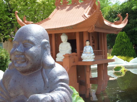 Sakyamuni Buddhist Centre/Van Hanh Monastery - ACT Tourism 1