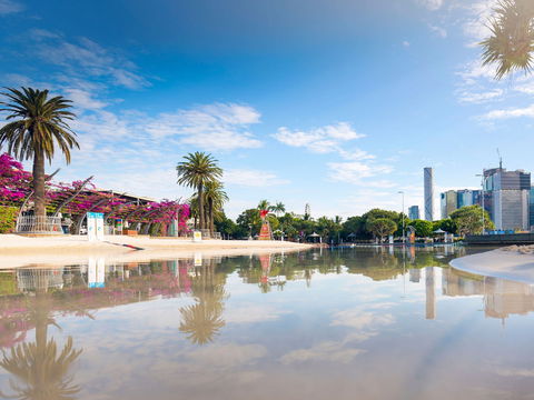 South Bank Parklands - ACT Tourism 0