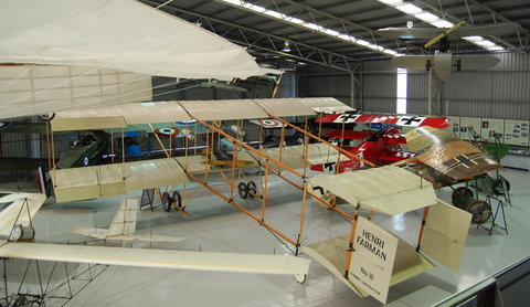 The Australian Vintage Aviation Society Museum - ACT Tourism 1