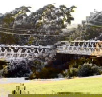 Victoria Bridge over Stonequarry Creek - ACT Tourism