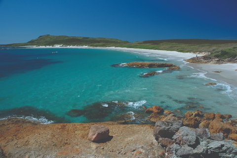 Broughton Island - ACT Tourism 0
