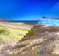 Conjola Lake Ocean Beach - ACT Tourism