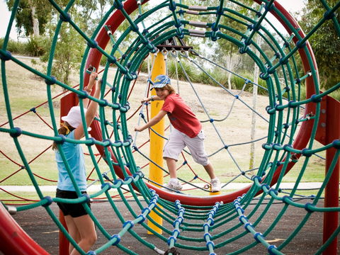 Logan River Parklands - ACT Tourism 2