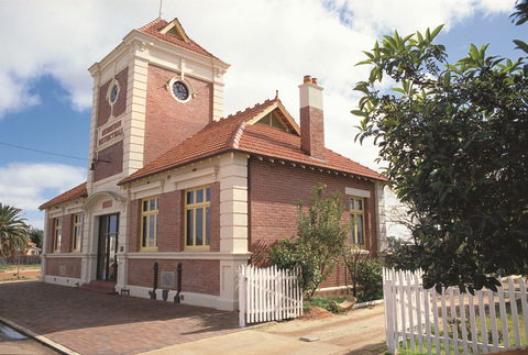 Merredin - ACT Tourism 1