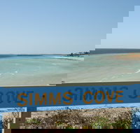 Simms Cove lookout and beach Moonta Bay - ACT Tourism