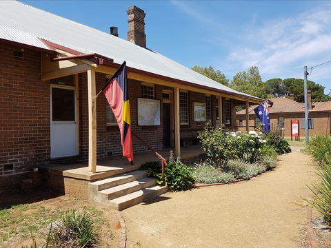 Cootamundra Visitor Information Centre And Heritage Centre - ACT Tourism 0