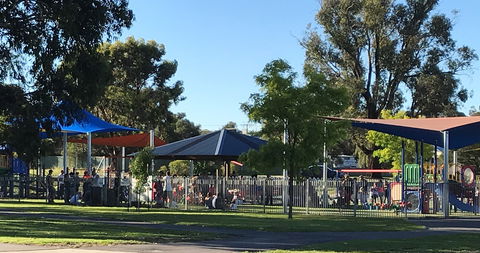 Market Square Recreation Area - ACT Tourism 0