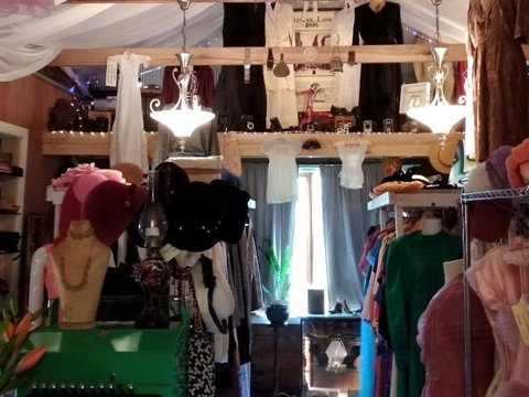 Mauzie's Most Marvellous Vintage - ACT Tourism 0