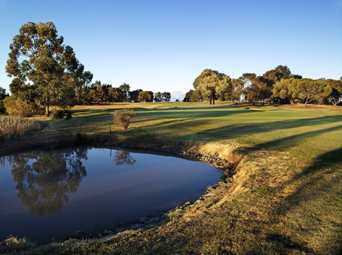 Rich River Golf Club Resort - ACT Tourism 1
