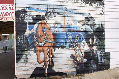 Sheffield: Town Of Murals - ACT Tourism 0
