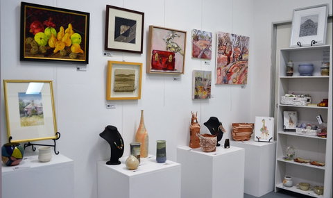 T'arts Gallery - ACT Tourism 0