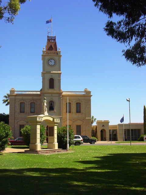Discovering Historic Kadina Town Drive - ACT Tourism 0