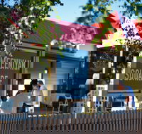 Meeniyan Square - ACT Tourism