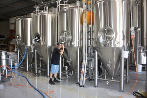 Hipster Sipster Brewery & Distillery Tour - Northern NSW - ACT Tourism 14