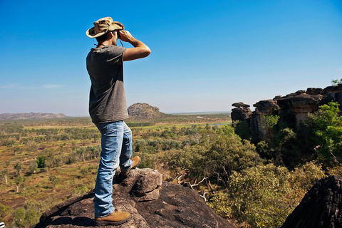 Arnhem Land Injalak Hill Full-Day Tour From Jabiru - ACT Tourism 8