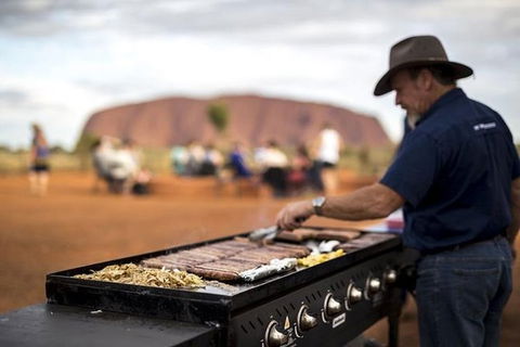 Sunset Australian Barbecue Dinner In Uluru - ACT Tourism 1