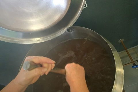 Hands On Brewing Experience - ACT Tourism 1