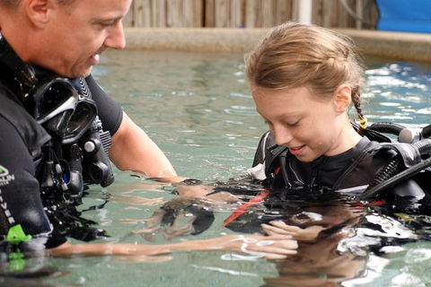 Scuba Kids- Padi Bubblemaker Course - ACT Tourism 1
