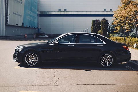 Departure Private Transfers: Adelaide To Adelaide Airport ADL In Business Car - ACT Tourism 0