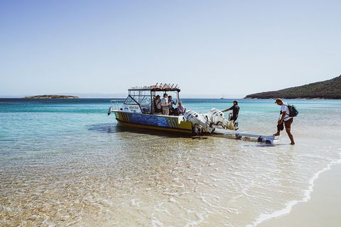 Sea & Explore Wineglass Bay & Freycinet National Park - Cruise & Walk - ACT Tourism 3