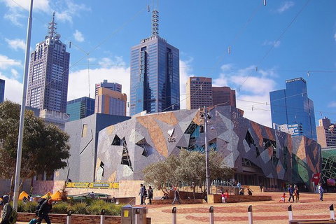 Melbourne Airport Transfers: Melbourne To Melbourne Airport MEL In Luxury Car - ACT Tourism 1