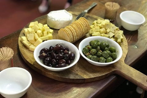 Wine, Beer & Chocolate Tour - ACT Tourism 8