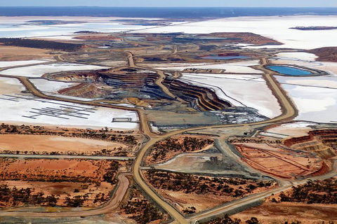 1-Hour Lake Lefroy Including Big Pit Scenic Flight From Kalgoorlie - ACT Tourism 0