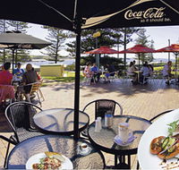 The Beach and Bush Gallery and Cafe - ACT Tourism
