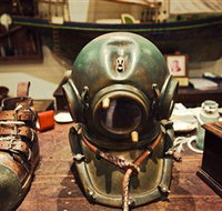 Pearl Luggers - ACT Tourism