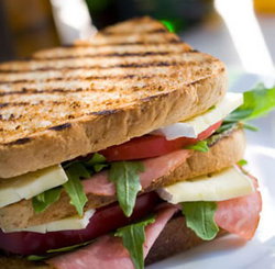 Hotel Indooroopilly - ACT Tourism 1