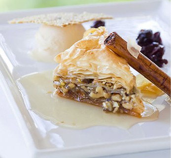 Chris's Beacon Point Restaurant - ACT Tourism 5