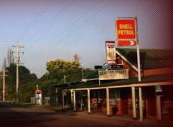 Araluen Valley Hotel - ACT Tourism 0