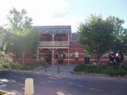 Alpine Hotel - ACT Tourism 0