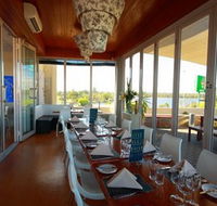 Red Cray Seafood  Grill Restaurant - ACT Tourism
