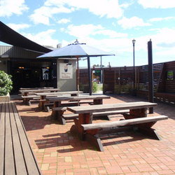 Royal Exchange Hotel - ACT Tourism 3