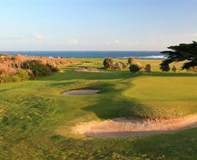 Flinders Golf Club - ACT Tourism 2