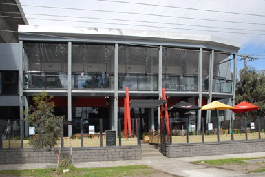 Underbridge Sports Bar & Cafe - ACT Tourism 0