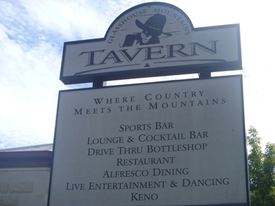 Glass House Mountains Tavern - ACT Tourism 1