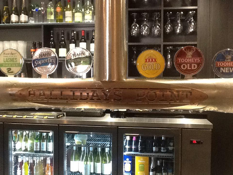 Hallidays Point Tavern - ACT Tourism 0