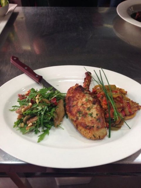 Edinburgh Hotel & Cellars - ACT Tourism 0