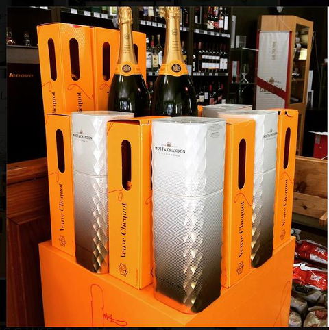 Golden Treasures Seafood Restaurant - ACT Tourism 3