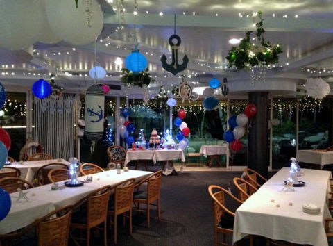 Galleons Restaurant - ACT Tourism 0