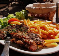 Lake Macquarie Hotel - ACT Tourism