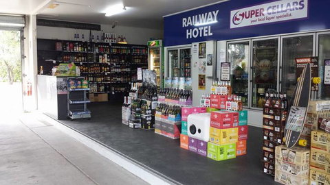 Railway Hotel Bundaberg - ACT Tourism 1